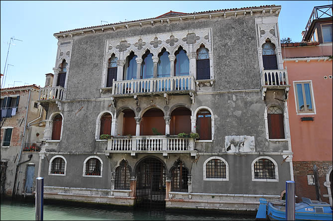 Façade du palais Mastelli