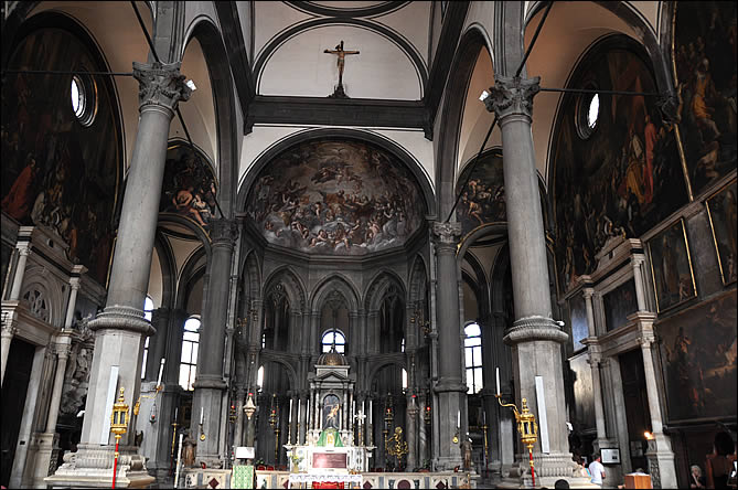 L'intérieur de San Zaccaria