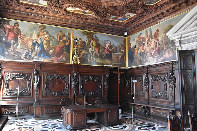 La salle des archives de la Scuola Grande dei carmini